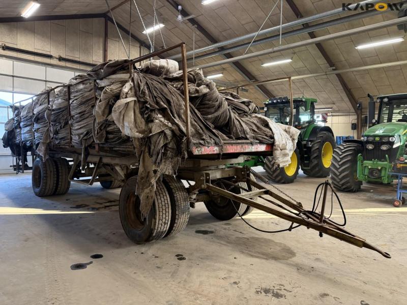 Vogn med kartoffelduge 3