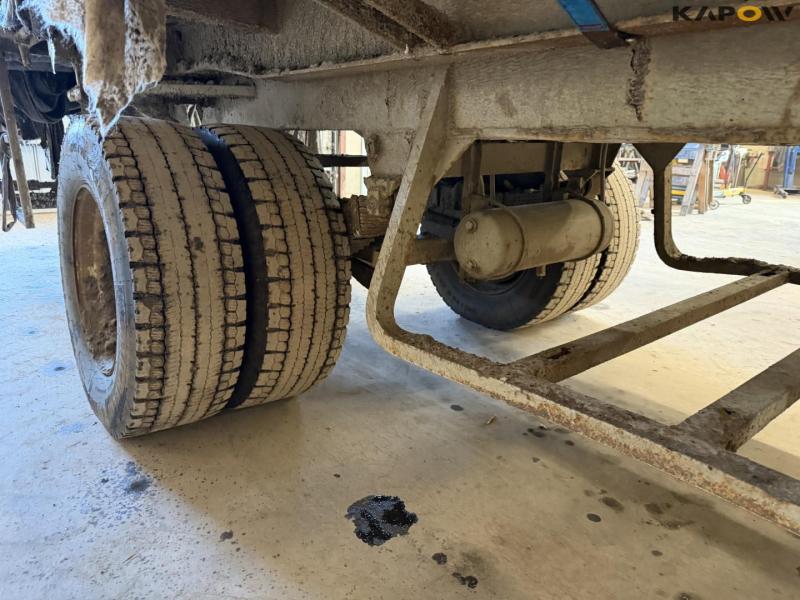 Vogn med kartoffelduge 16