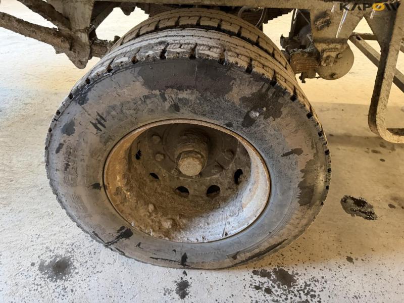 Vogn med kartoffelduge 24