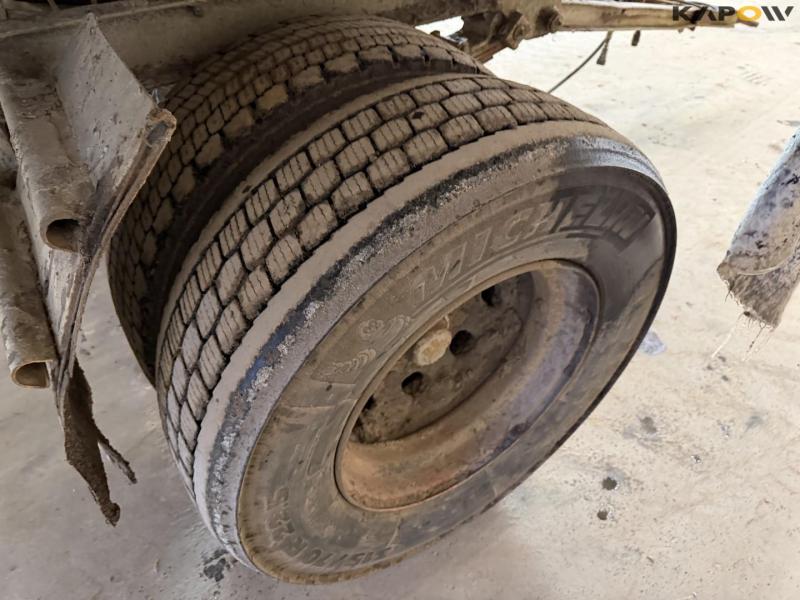 Vogn med kartoffelduge 26