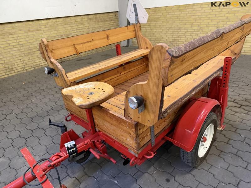 Vogn med siddepladser 9