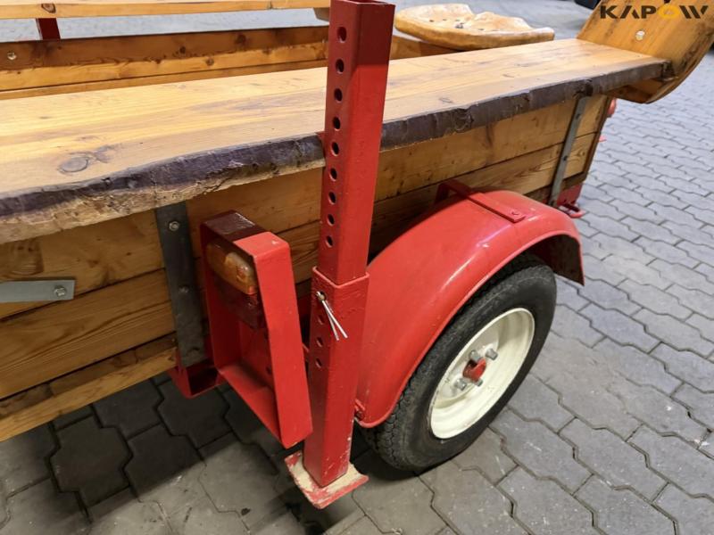 Vogn med siddepladser 22