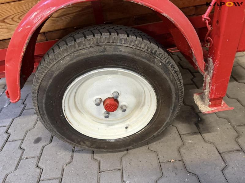 Vogn med siddepladser 25