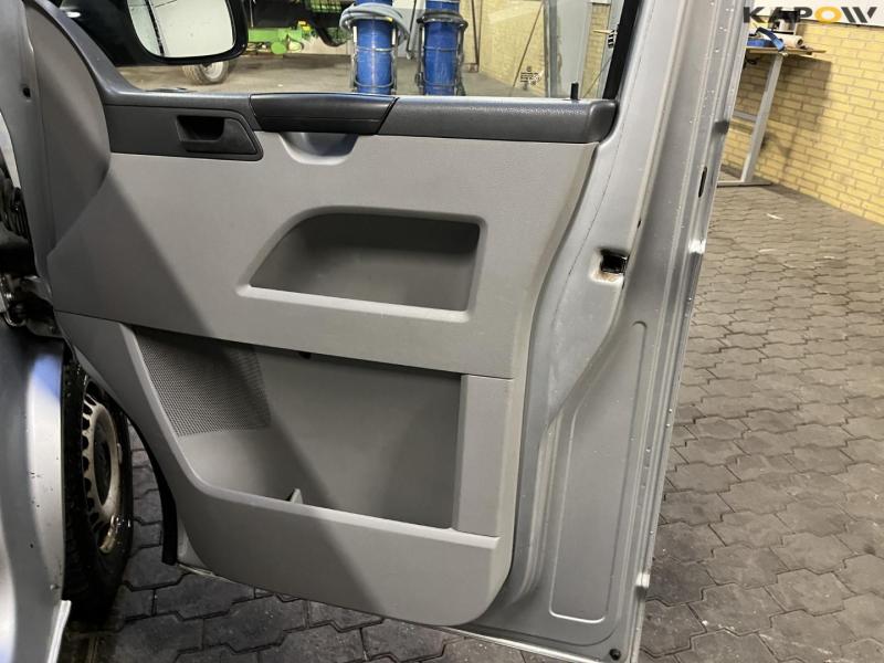 Volkswagen Transporter 2.0 TDI 140HK 24