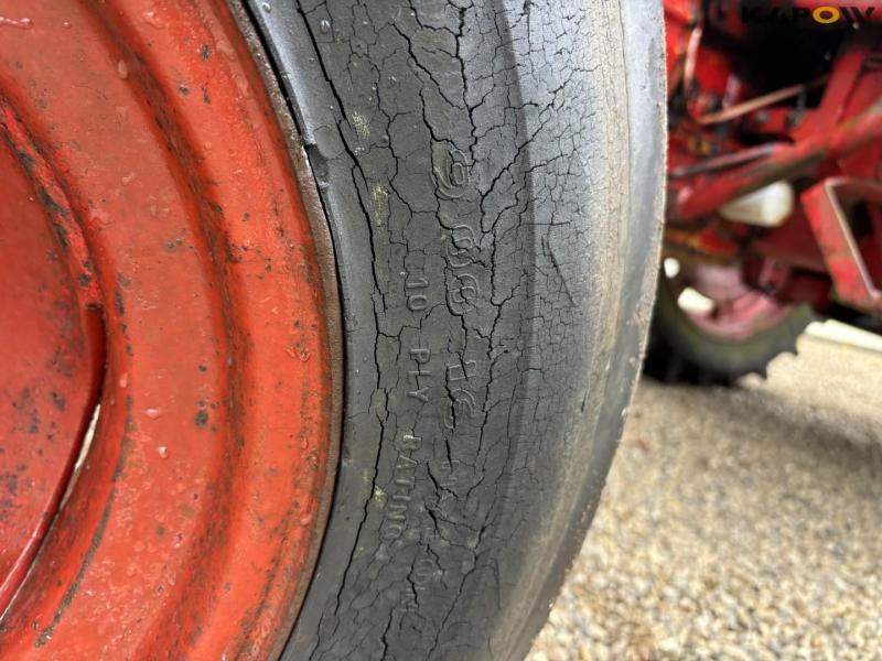 Volvo BM 650 traktor 62