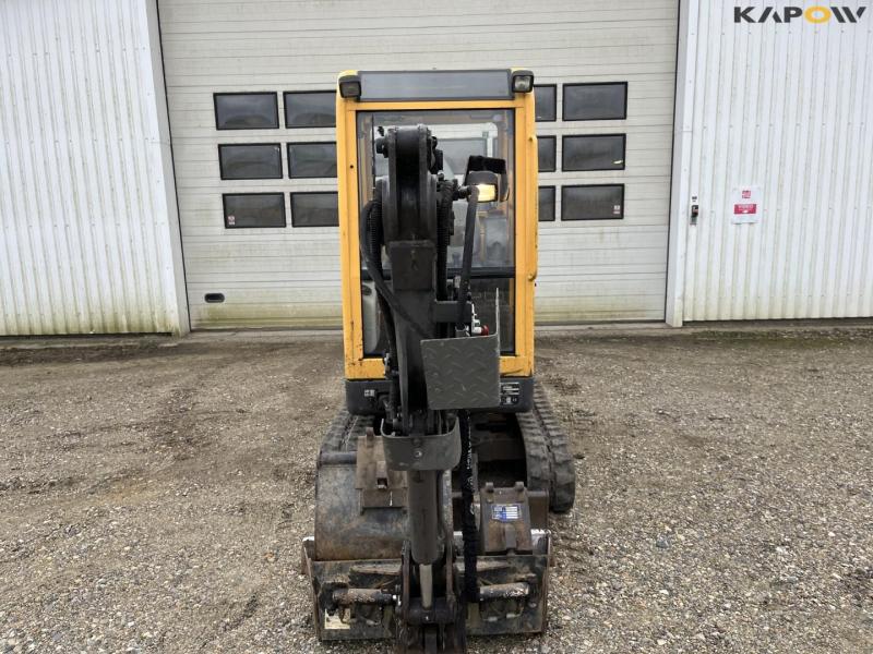 Volvo EC15B minigraver 2