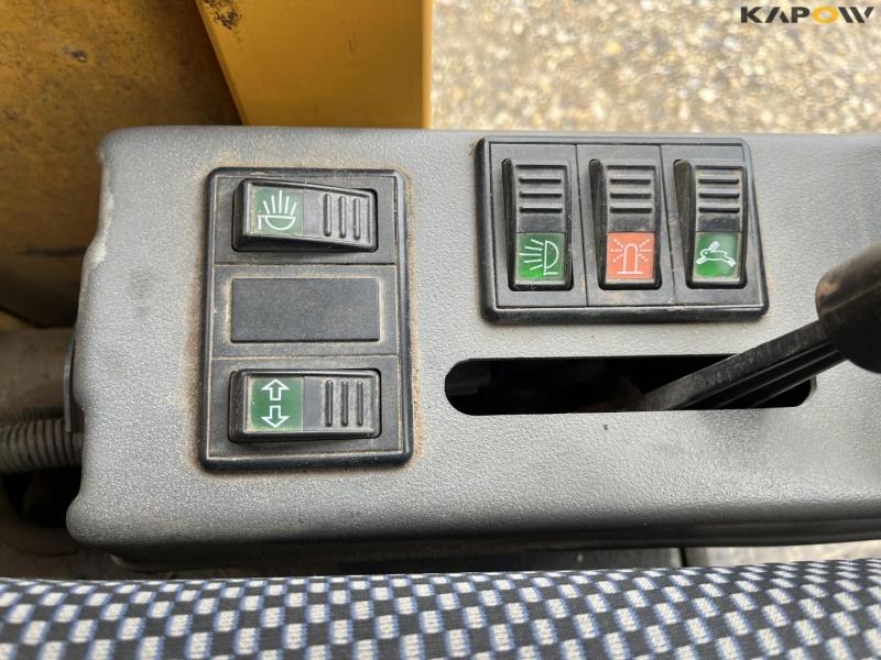 Volvo EC15B minigraver 36