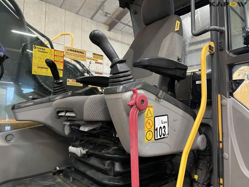 Volvo EC210CL gravemaskine 37