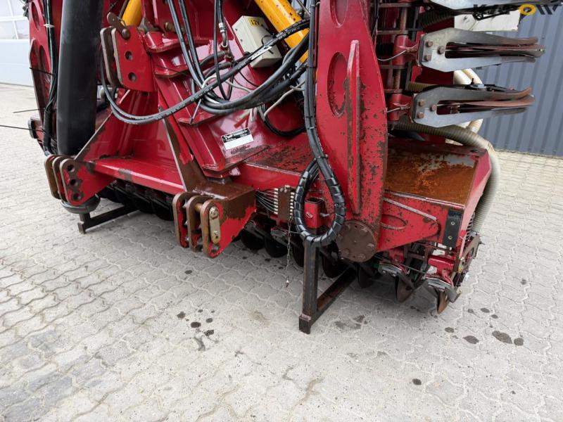 Vredo ZB3-12068 nedfælder 8