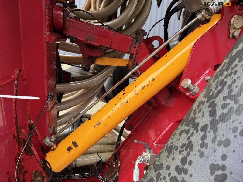 Vredo ZB3-12068 nedfælder 12