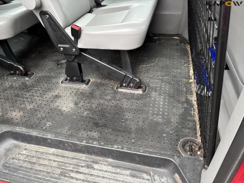 VW Caravelle 2,0 TDI 140 HK 9 pers. bus 81