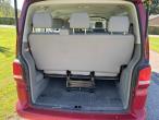 VW Caravelle 2,0 TDI bus 9 personers 56