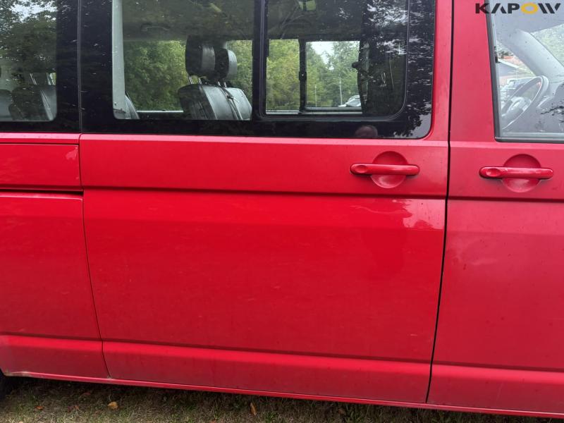 VW Caravelle 2,5 TDI 130 Hk 9 pers. bus 23