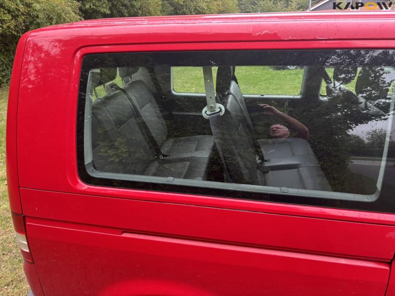 VW Caravelle 2,5 TDI 130 Hk 9 pers. bus 25