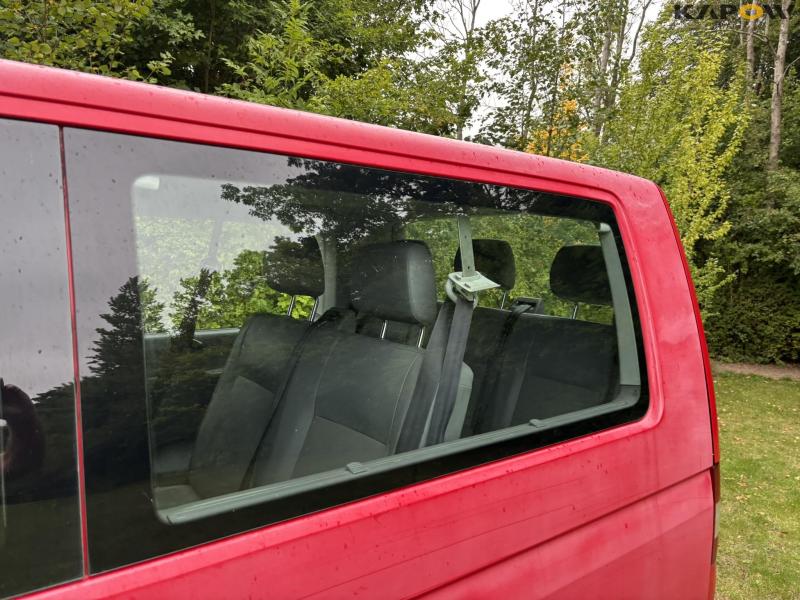 VW Caravelle 2,5 TDI 130 Hk 9 pers. bus 47