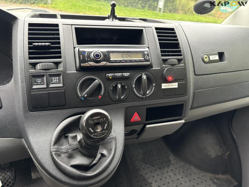 VW Caravelle 2,5 TDI 130 Hk 9 pers. bus 68