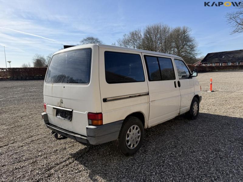 VW Caravelle personbil 5