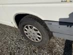 VW Caravelle personbil 34