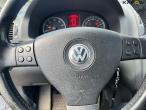 VW Touran 1,6 personbil  26