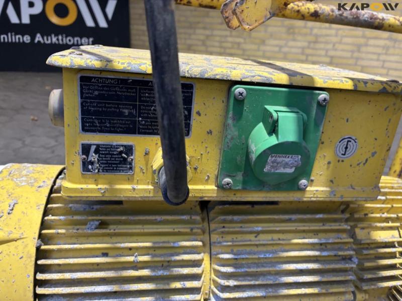 Wacker FU 4/200SW motor med 2 betonvibrator 6