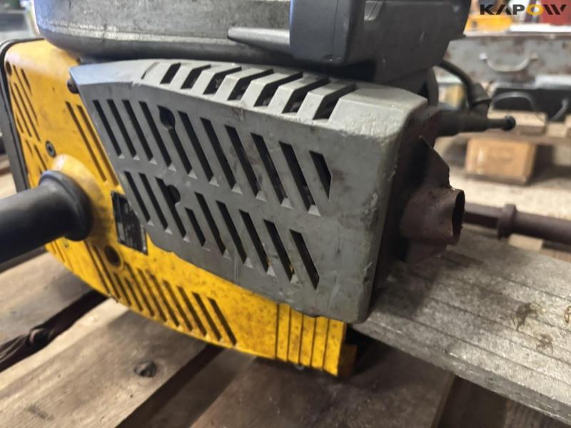 Wacker Neuson BH23 hammer 12