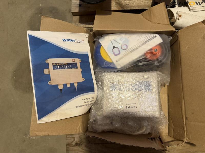 Watercare VA-valarm pro og olie alarm + diverse 22