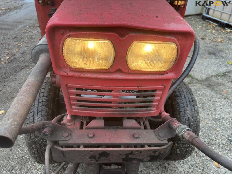 Yanmar 155 D traktor 4WD med kost 23