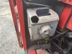 Yanmar 155 D traktor 4WD med kost 60