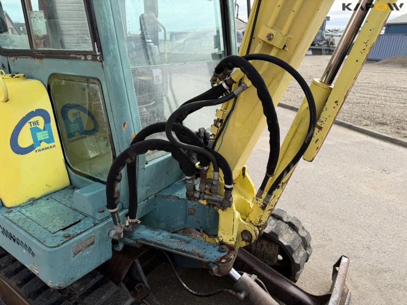 Yanmar B25V minigravemaskine 19