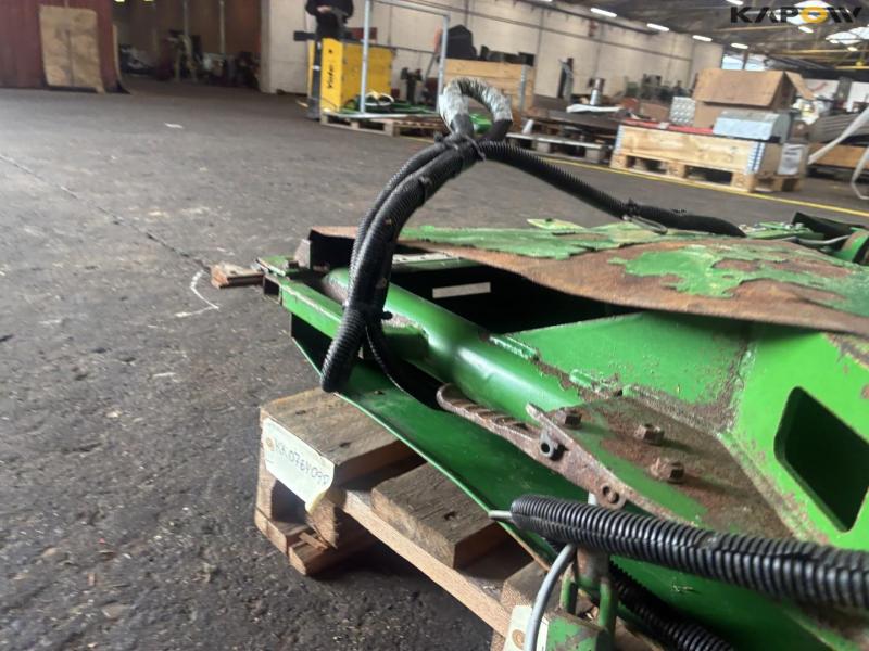 Zurn sidekniv med John Deere beslag 17