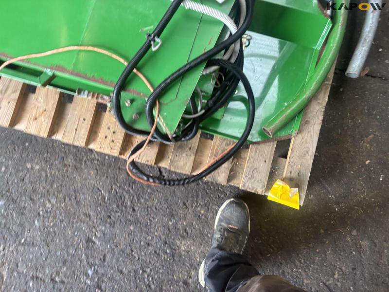 Zurn sidekniv til John Deere 9