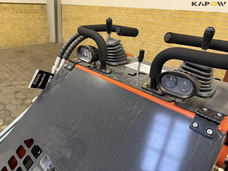 ZVOX SU-480 minilæsser på lavebånd 23