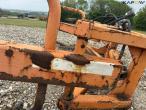  Bala Agria bale tongs with Euro hitch 10