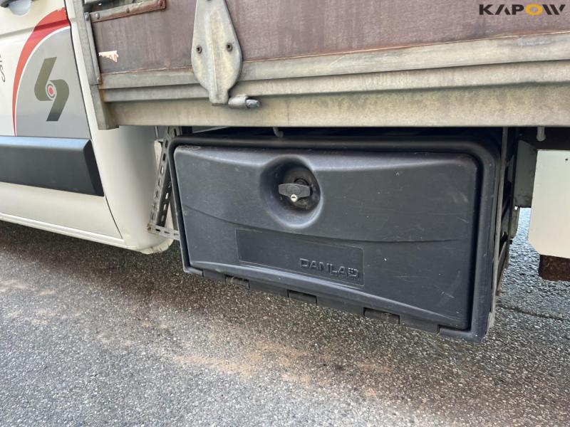 Renault Master van 12