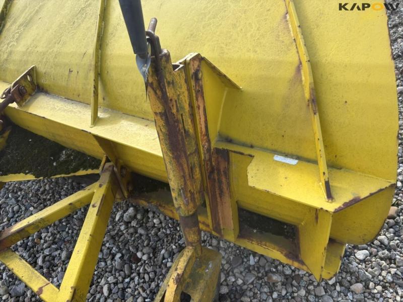 Snow plow with A-frame 17