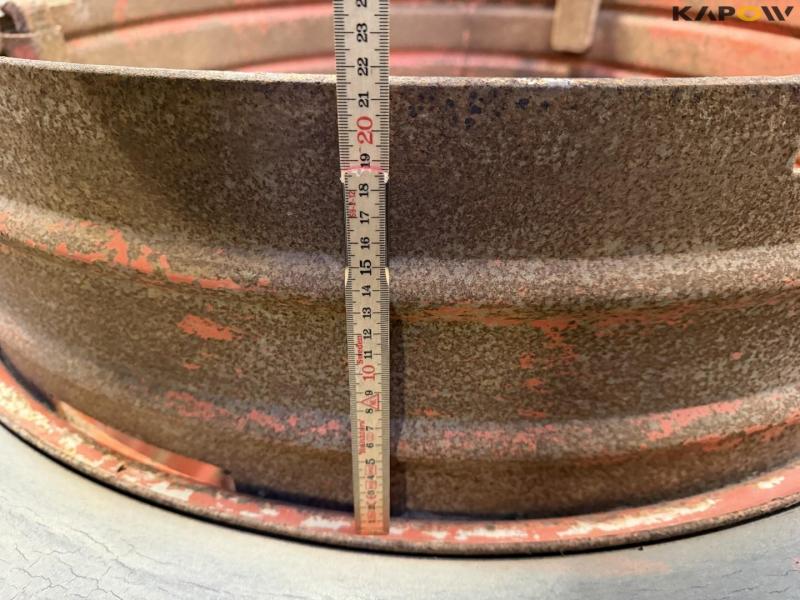 13.6-38 twin wheels 13