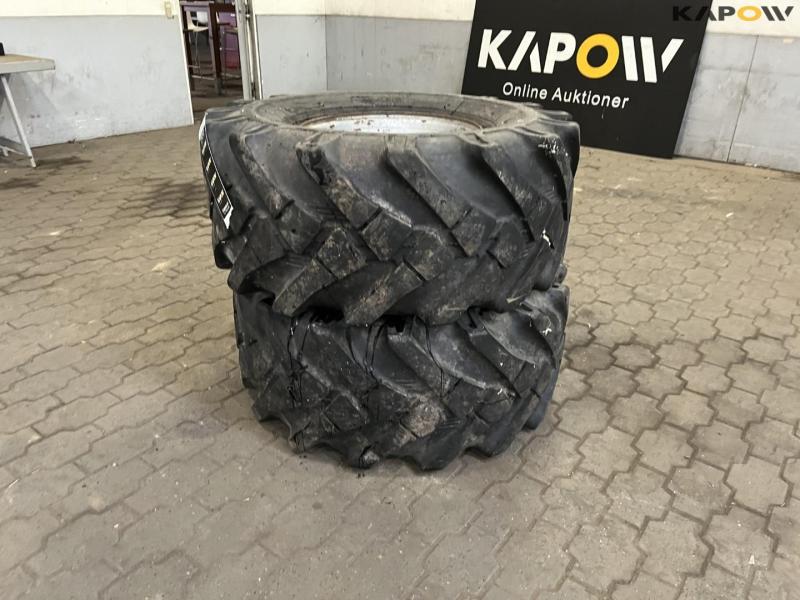 18-19.5 complete wheel 1