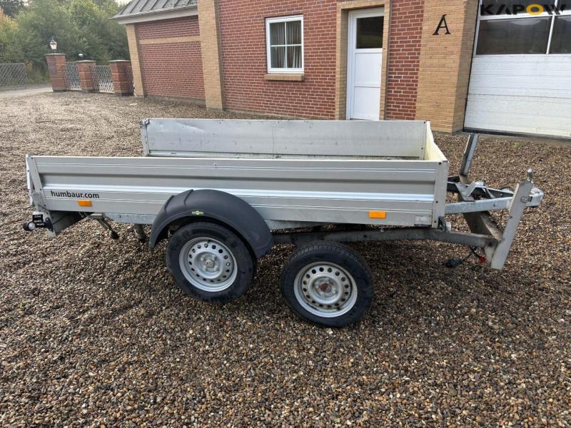 2 pcs damaged trailers 8