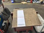 3 pieces of trolley with contents 29