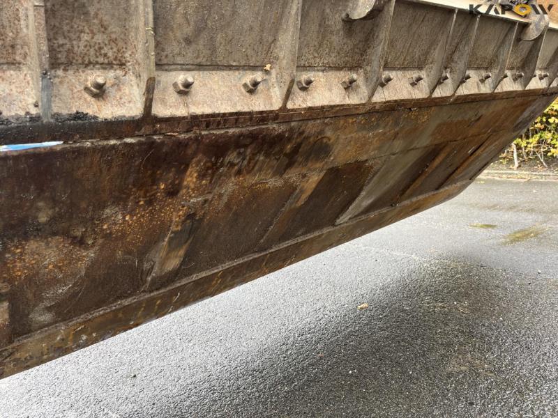 4-1 bucket with Volvo hitch 19