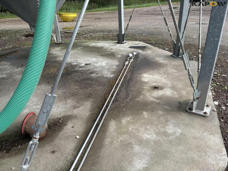 60-ton BIN intake silo 14