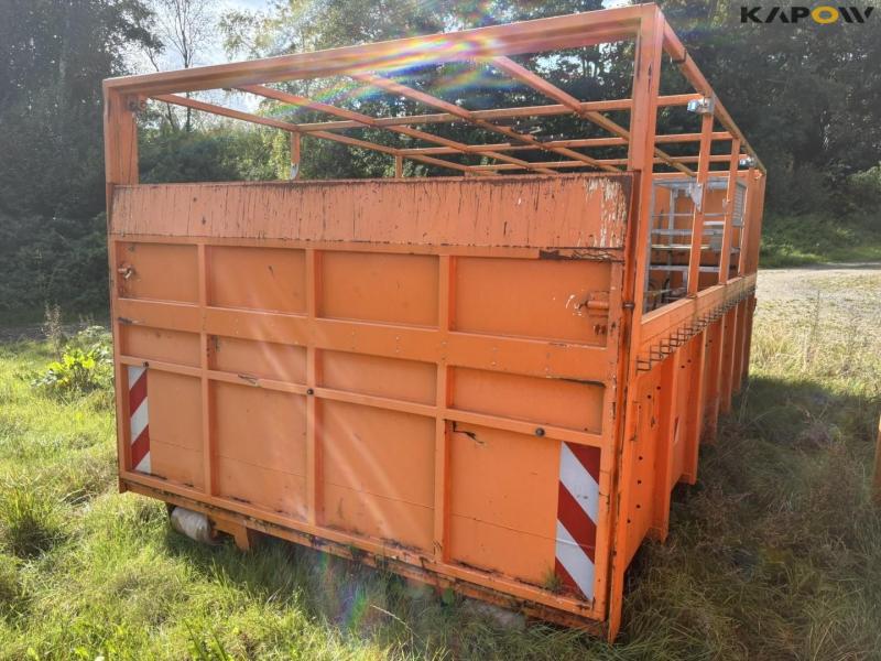 Åsum container with wire lift 5