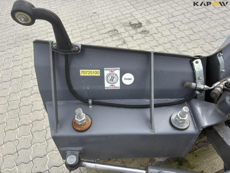 AB Siringe T1500 Vario V-plow 23