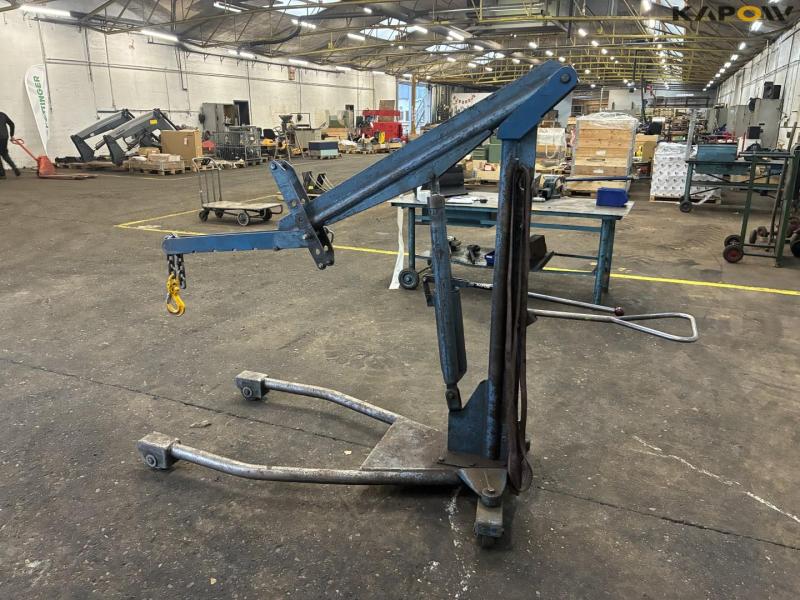 AC K1. 11 workshop crane 5