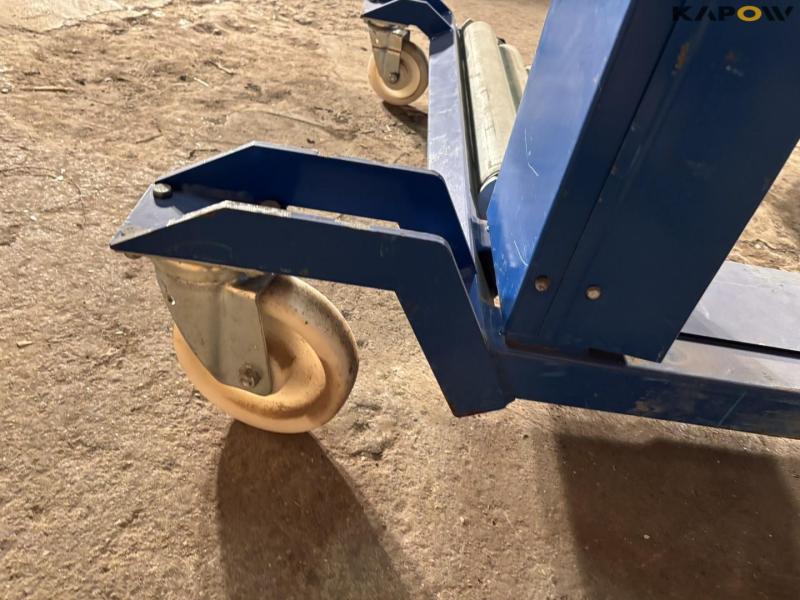 AC WT 1500 wheeled cart 19