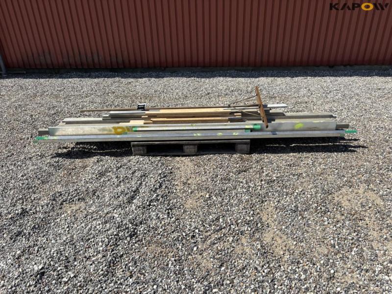 Planing equipment 8