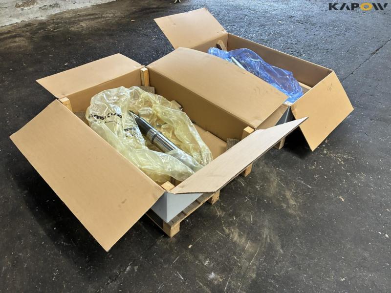 Axles - 2 pcs. 3