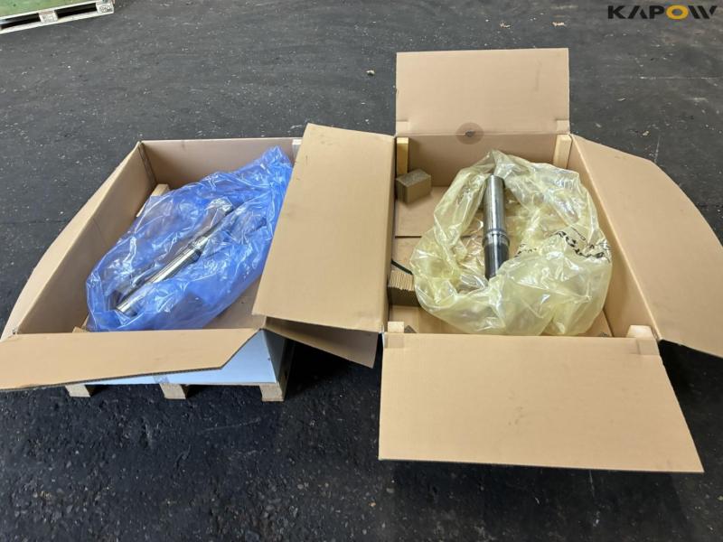 Axles - 2 pcs. 6