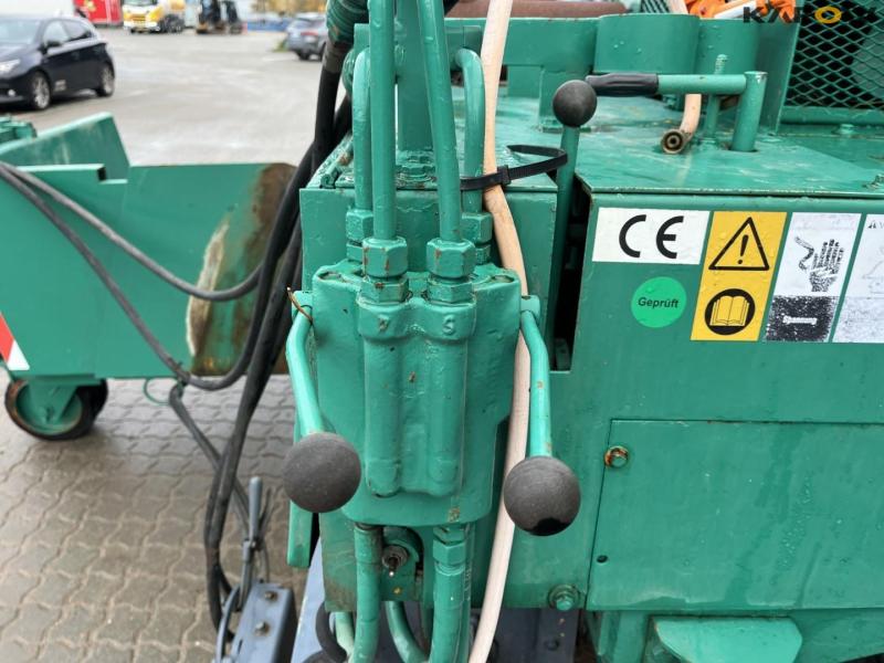 Allatt SP 50 asphalt paver 23