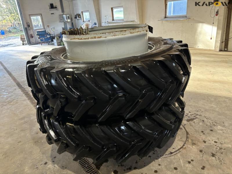 Alliance 420/85-R46 twin wheels 8